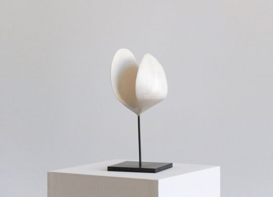 Alex Palenski sculpture abstraite platre blanc metal acier